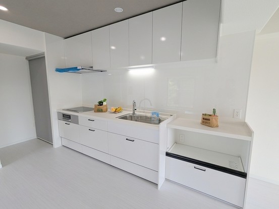 apartment 埼玉県上尾市谷津２丁目２番１号ショーサンプラザ５Ｆ