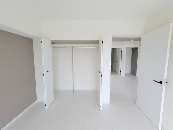 apartment 埼玉県上尾市谷津２丁目２番１号ショーサンプラザ５Ｆ