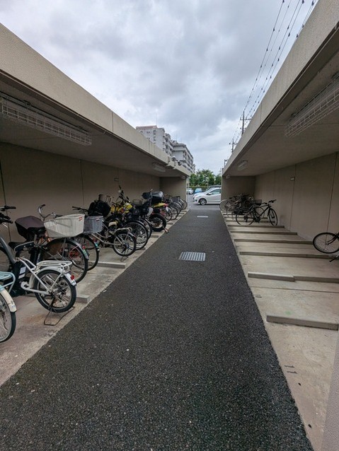 apartment 埼玉県上尾市谷津２丁目２番１号ショーサンプラザ５Ｆ