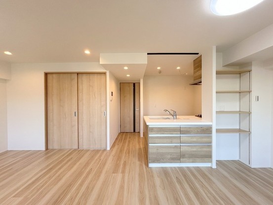apartment 埼玉県上尾市谷津２丁目２番１号ショーサンプラザ５Ｆ
