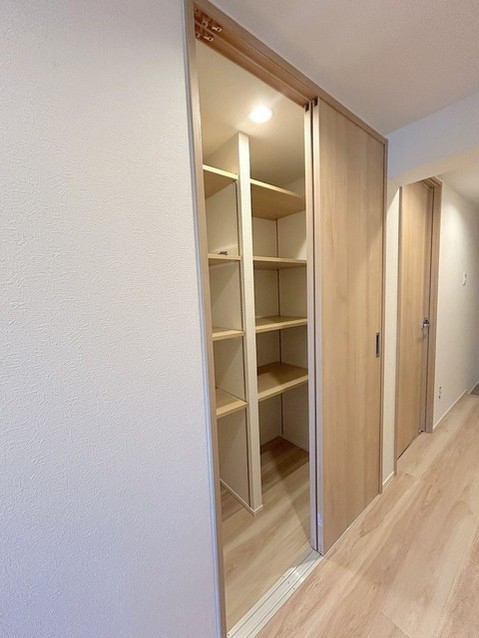 apartment 埼玉県上尾市谷津２丁目２番１号ショーサンプラザ５Ｆ