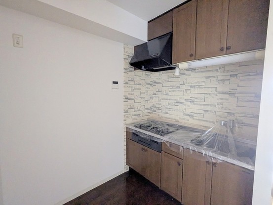 apartment 埼玉県上尾市谷津２丁目２番１号ショーサンプラザ５Ｆ