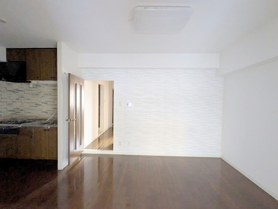 apartment 埼玉県上尾市谷津２丁目２番１号ショーサンプラザ５Ｆ