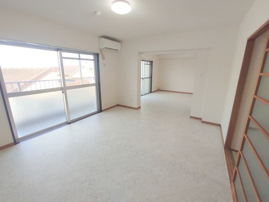 apartment 埼玉県上尾市谷津２丁目２番１号ショーサンプラザ５Ｆ