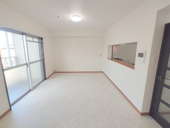 apartment 埼玉県上尾市谷津２丁目２番１号ショーサンプラザ５Ｆ
