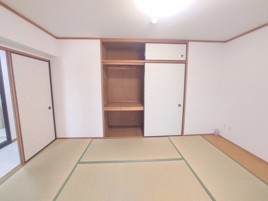 apartment 埼玉県上尾市谷津２丁目２番１号ショーサンプラザ５Ｆ