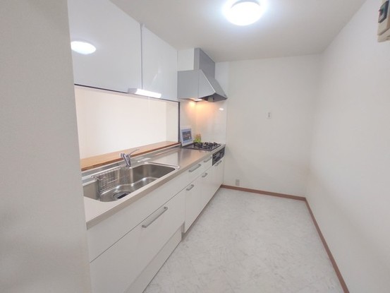 apartment 埼玉県上尾市谷津２丁目２番１号ショーサンプラザ５Ｆ