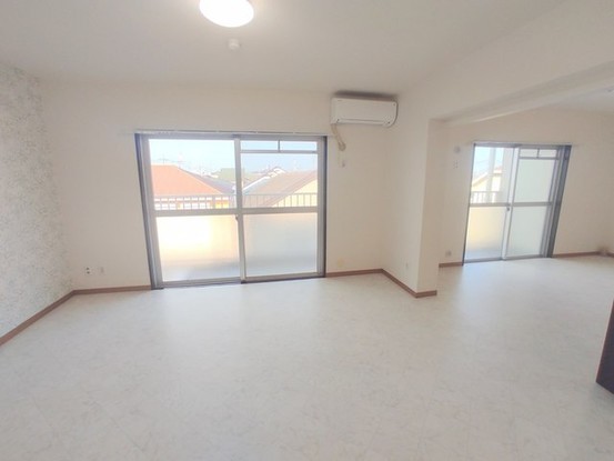apartment 埼玉県上尾市谷津２丁目２番１号ショーサンプラザ５Ｆ