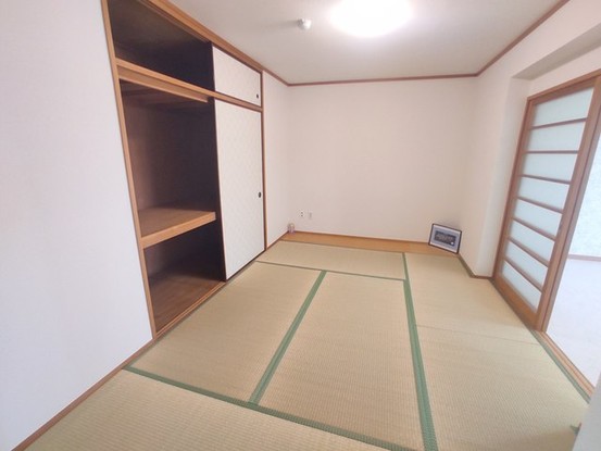 apartment 埼玉県上尾市谷津２丁目２番１号ショーサンプラザ５Ｆ