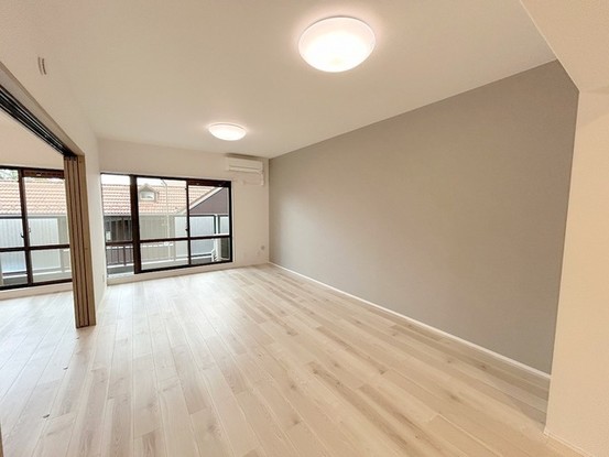 apartment 埼玉県上尾市谷津２丁目２番１号ショーサンプラザ５Ｆ