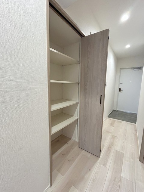 apartment 埼玉県上尾市谷津２丁目２番１号ショーサンプラザ５Ｆ