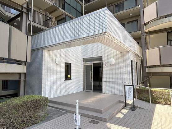 apartment 埼玉県上尾市谷津２丁目２番１号ショーサンプラザ５Ｆ