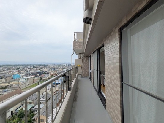 apartment 埼玉県上尾市谷津２丁目２番１号ショーサンプラザ５Ｆ