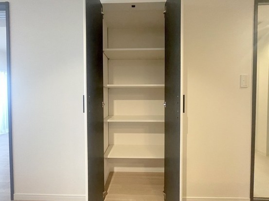 apartment 埼玉県上尾市谷津２丁目２番１号ショーサンプラザ５Ｆ