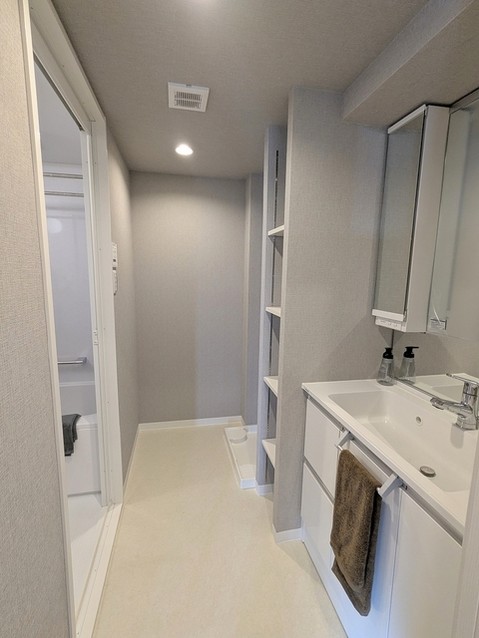 apartment 埼玉県上尾市谷津２丁目２番１号ショーサンプラザ５Ｆ