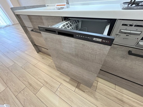 apartment 埼玉県上尾市谷津２丁目２番１号ショーサンプラザ５Ｆ