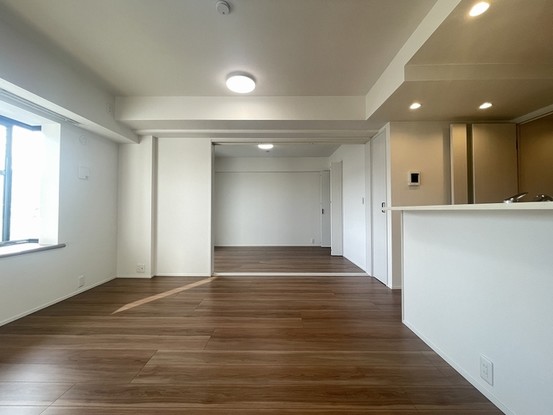 apartment 埼玉県上尾市谷津２丁目２番１号ショーサンプラザ５Ｆ