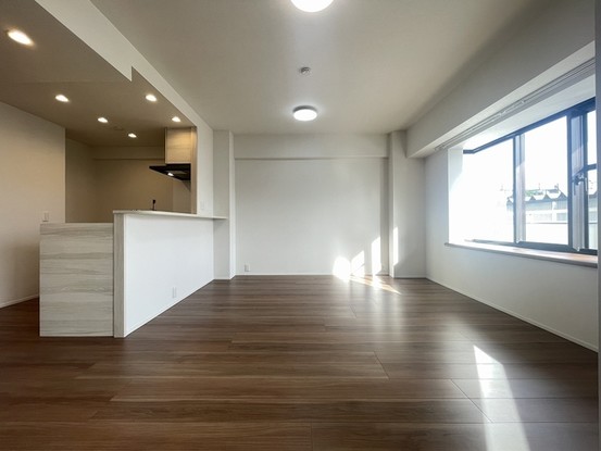 apartment 埼玉県上尾市谷津２丁目２番１号ショーサンプラザ５Ｆ