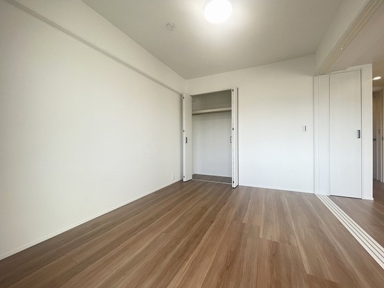 apartment 埼玉県上尾市谷津２丁目２番１号ショーサンプラザ５Ｆ
