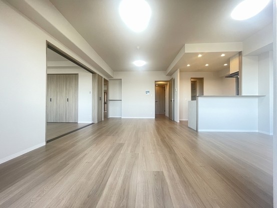 apartment 埼玉県上尾市谷津２丁目２番１号ショーサンプラザ５Ｆ