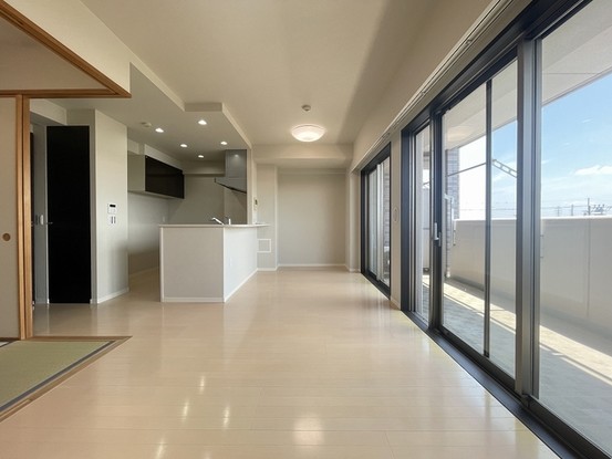 apartment 埼玉県上尾市谷津２丁目２番１号ショーサンプラザ５Ｆ