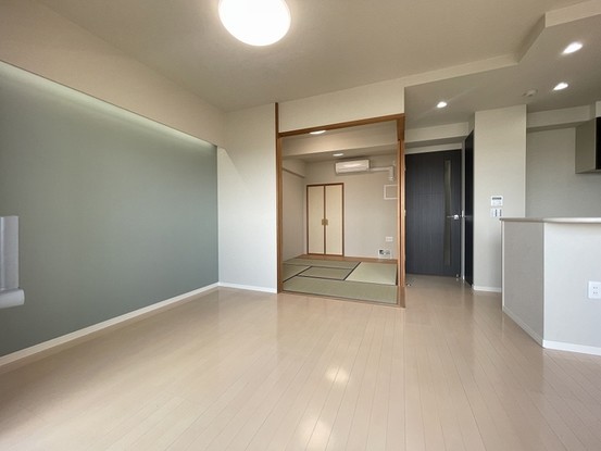 apartment 埼玉県上尾市谷津２丁目２番１号ショーサンプラザ５Ｆ