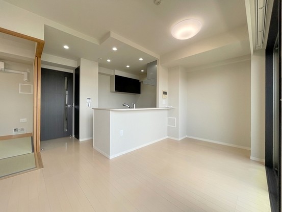 apartment 埼玉県上尾市谷津２丁目２番１号ショーサンプラザ５Ｆ