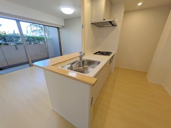 apartment 埼玉県上尾市谷津２丁目２番１号ショーサンプラザ５Ｆ