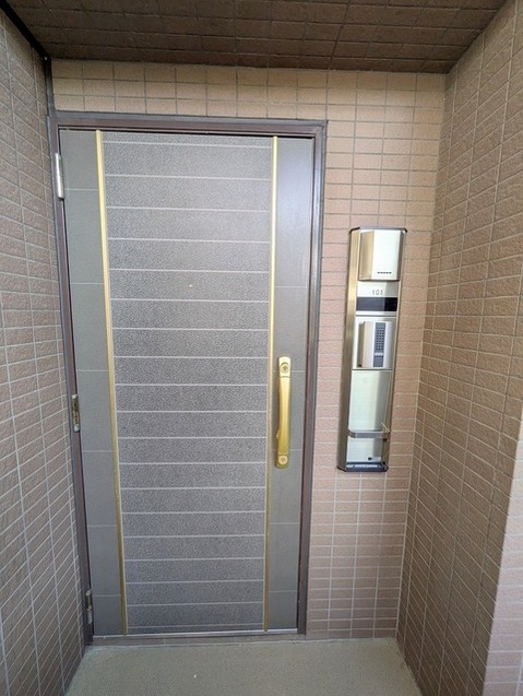 apartment 埼玉県上尾市谷津２丁目２番１号ショーサンプラザ５Ｆ
