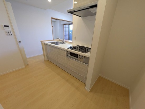 apartment 埼玉県上尾市谷津２丁目２番１号ショーサンプラザ５Ｆ