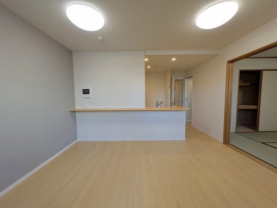 apartment 埼玉県上尾市谷津２丁目２番１号ショーサンプラザ５Ｆ
