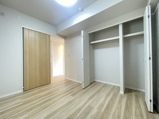 apartment 埼玉県上尾市谷津２丁目２番１号ショーサンプラザ５Ｆ