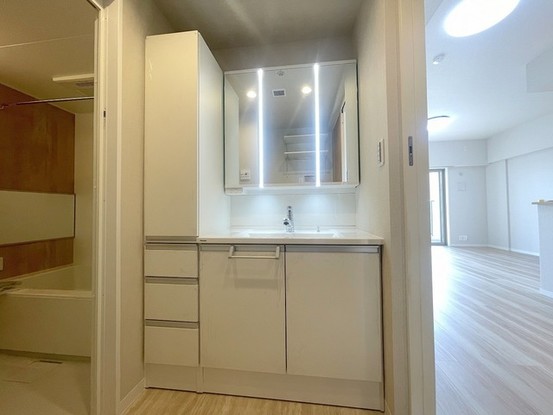 apartment 埼玉県上尾市谷津２丁目２番１号ショーサンプラザ５Ｆ