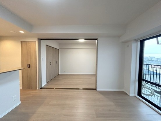 apartment 埼玉県上尾市谷津２丁目２番１号ショーサンプラザ５Ｆ