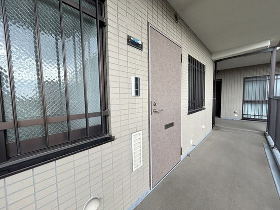 apartment 埼玉県上尾市谷津２丁目２番１号ショーサンプラザ５Ｆ