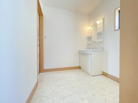 detached 埼玉県上尾市谷津２丁目２番１号ショーサンプラザ５Ｆ