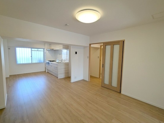 apartment 埼玉県上尾市谷津２丁目２番１号ショーサンプラザ５Ｆ