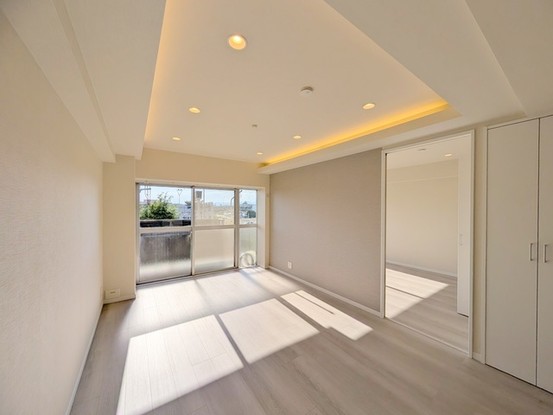 apartment 埼玉県上尾市谷津２丁目２番１号ショーサンプラザ５Ｆ