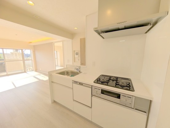 apartment 埼玉県上尾市谷津２丁目２番１号ショーサンプラザ５Ｆ