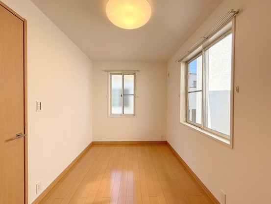 apartment 埼玉県上尾市谷津２丁目２番１号ショーサンプラザ５Ｆ