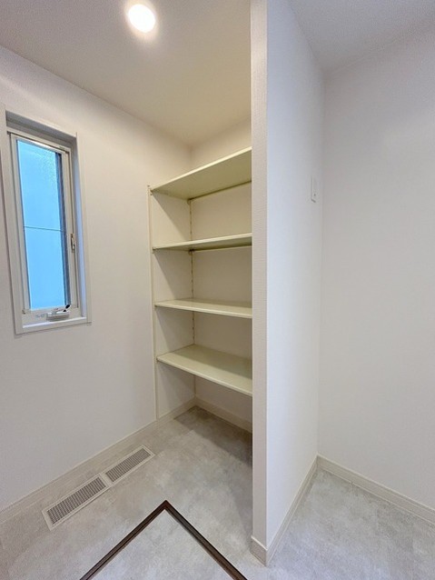 apartment 埼玉県上尾市谷津２丁目２番１号ショーサンプラザ５Ｆ
