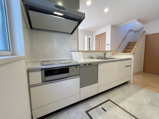 apartment 埼玉県上尾市谷津２丁目２番１号ショーサンプラザ５Ｆ