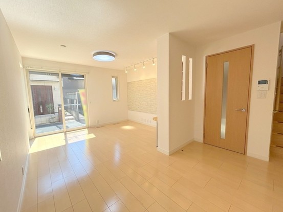 apartment 埼玉県上尾市谷津２丁目２番１号ショーサンプラザ５Ｆ