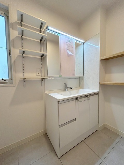 apartment 埼玉県上尾市谷津２丁目２番１号ショーサンプラザ５Ｆ