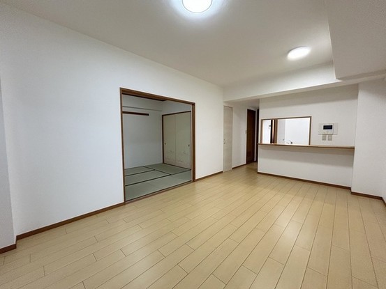 apartment 埼玉県上尾市谷津２丁目２番１号ショーサンプラザ５Ｆ