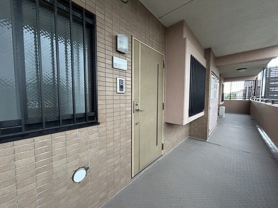 apartment 埼玉県上尾市谷津２丁目２番１号ショーサンプラザ５Ｆ