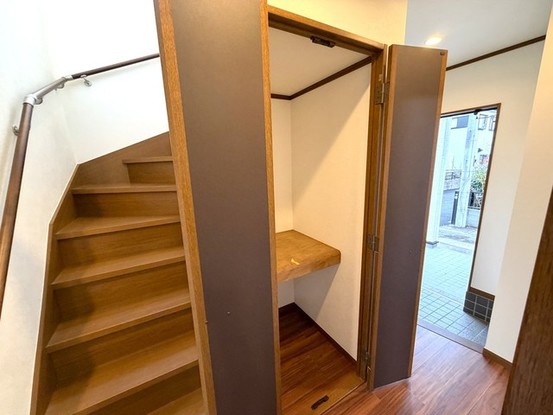 apartment 埼玉県上尾市谷津２丁目２番１号ショーサンプラザ５Ｆ