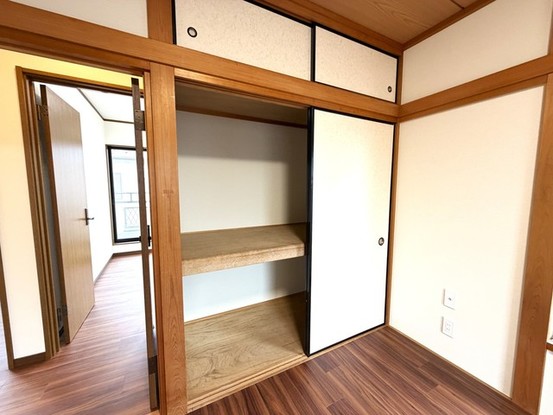 apartment 埼玉県上尾市谷津２丁目２番１号ショーサンプラザ５Ｆ