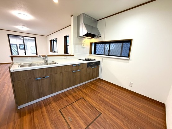 apartment 埼玉県上尾市谷津２丁目２番１号ショーサンプラザ５Ｆ