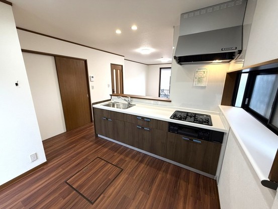 apartment 埼玉県上尾市谷津２丁目２番１号ショーサンプラザ５Ｆ